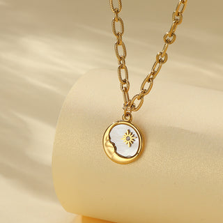 Luna Shell Link Chain Moon Necklace